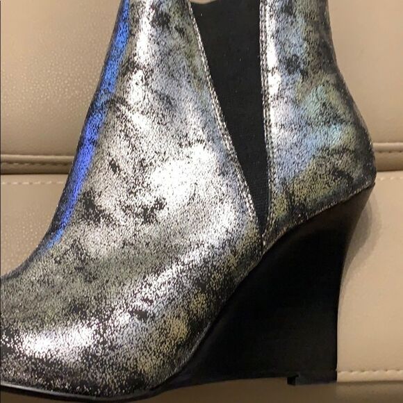 COPY - Nicole Miller wedge size 8 - Picture 3 of 5